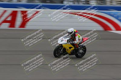 media/Oct-15-2022-Fastrack Riders (Sat) [[9a18b22502]]/Level4/Start Finish 900am/